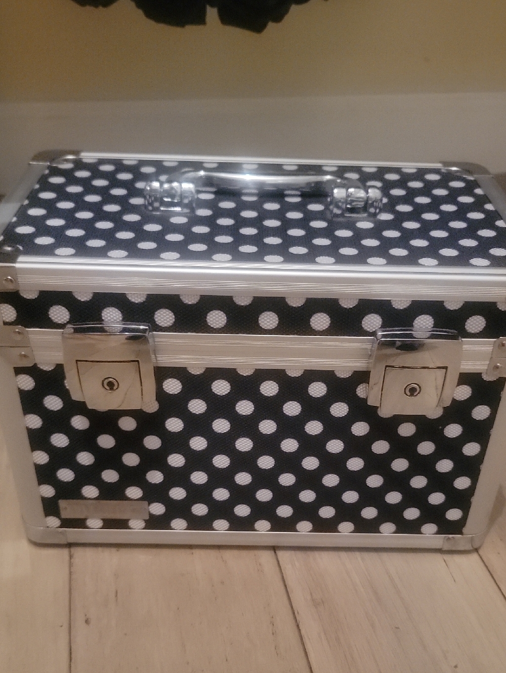 Vaultz Lockbox. Black And White Polka Dots. Pink Inside. Double Locking Mech.